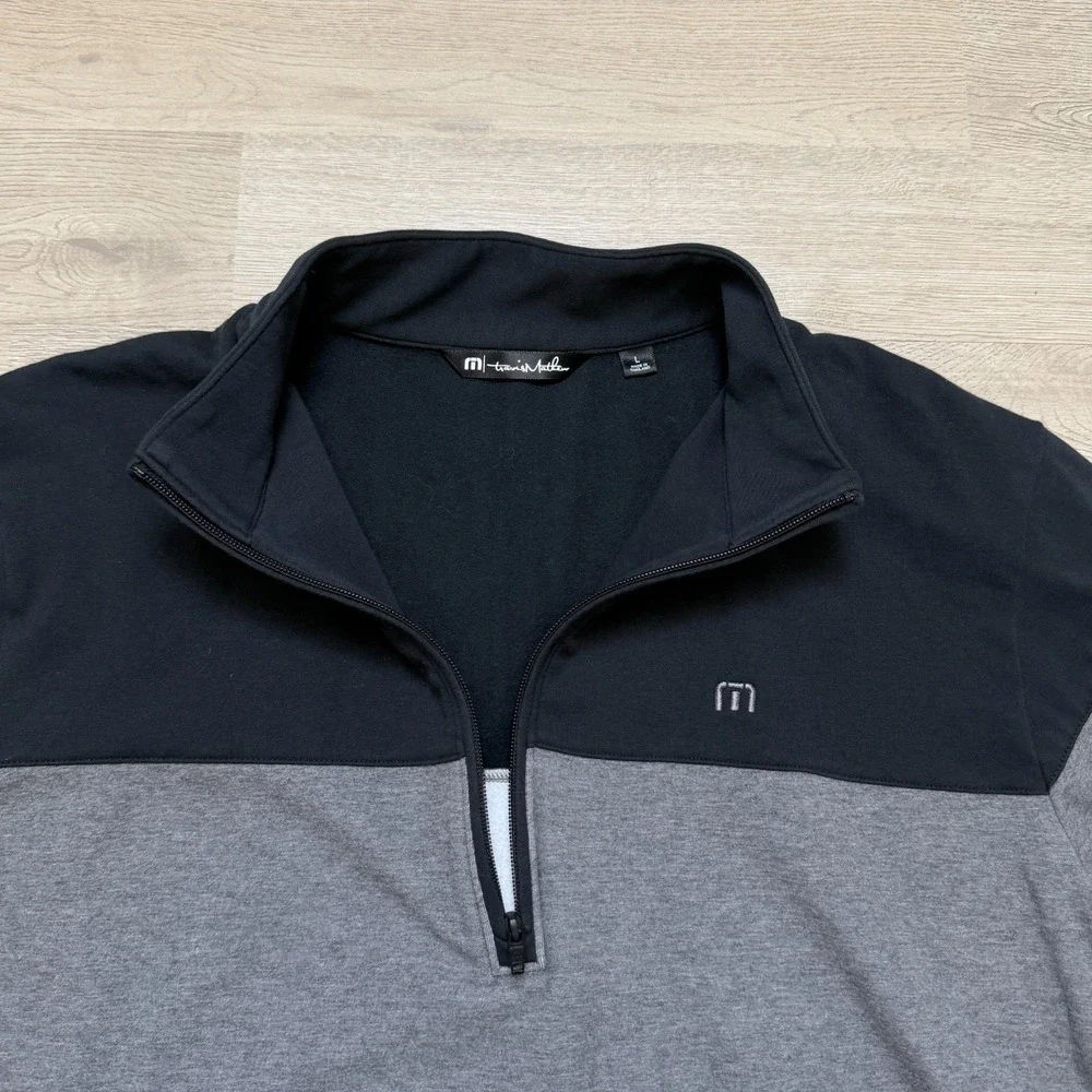 TravisMathew 1/4 Zip Pullover Mens Large Golf Fleece Lightweight Sweater - Picture 3 of 10
